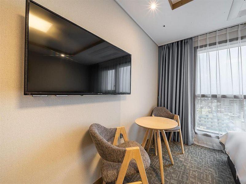 Hotel Dk Σεογκουίπο Εξωτερικό φωτογραφία