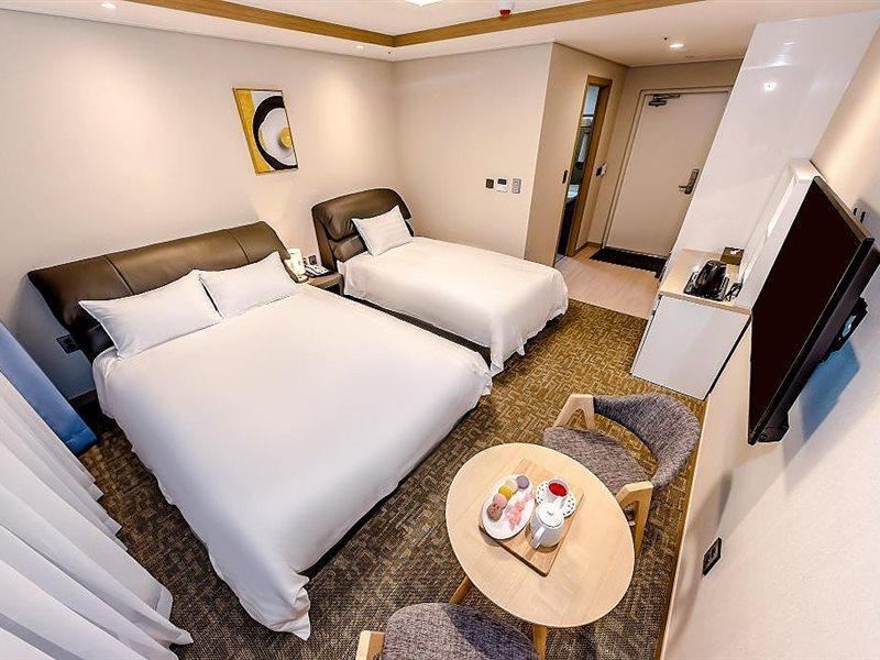 Hotel Dk Σεογκουίπο Εξωτερικό φωτογραφία