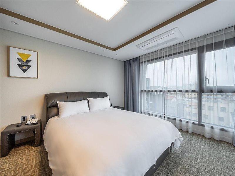 Hotel Dk Σεογκουίπο Εξωτερικό φωτογραφία