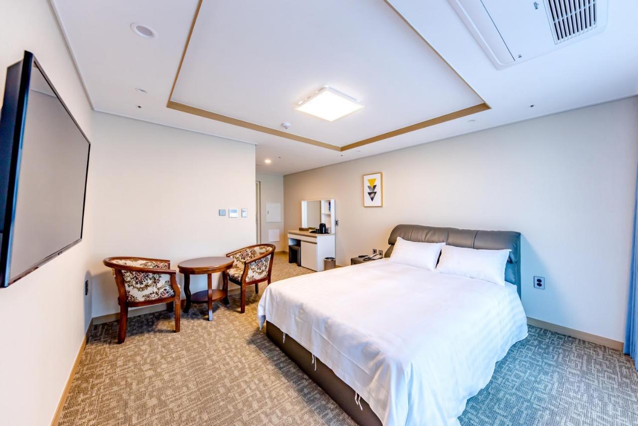 Hotel Dk Σεογκουίπο Εξωτερικό φωτογραφία