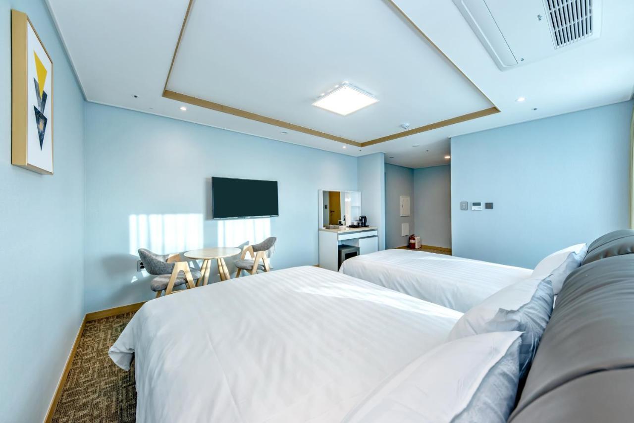 Hotel Dk Σεογκουίπο Εξωτερικό φωτογραφία