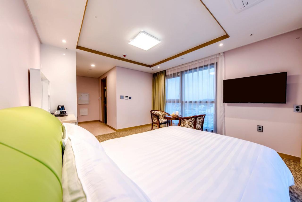 Hotel Dk Σεογκουίπο Εξωτερικό φωτογραφία