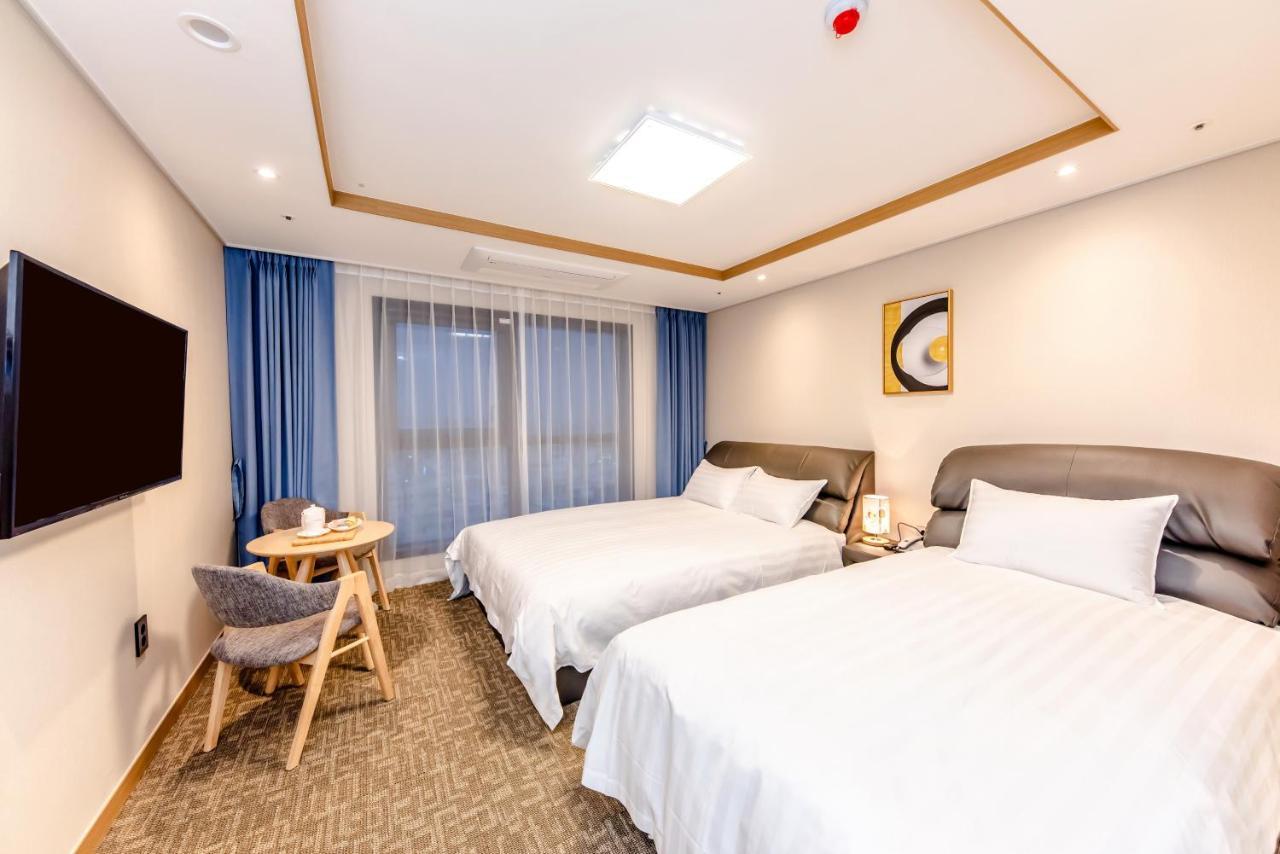 Hotel Dk Σεογκουίπο Εξωτερικό φωτογραφία