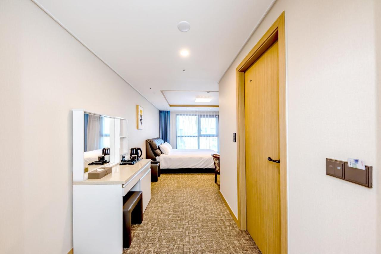 Hotel Dk Σεογκουίπο Εξωτερικό φωτογραφία