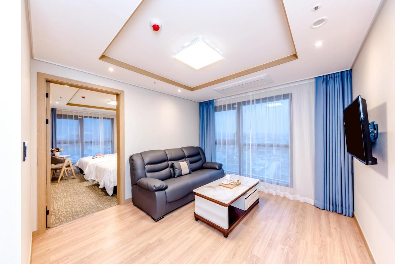 Hotel Dk Σεογκουίπο Εξωτερικό φωτογραφία