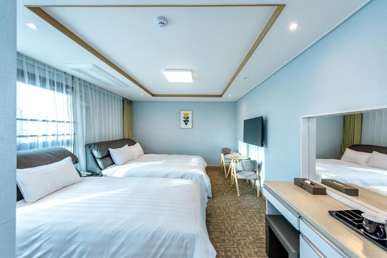 Hotel Dk Σεογκουίπο Εξωτερικό φωτογραφία